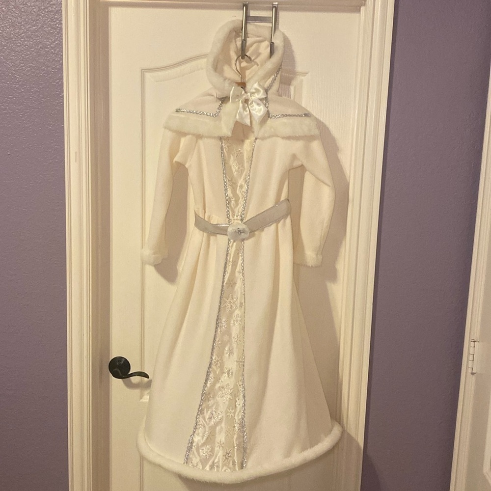 Snow Queen Cream and Silver Kids 2-Piece Costume Size Large 10-12 EUC